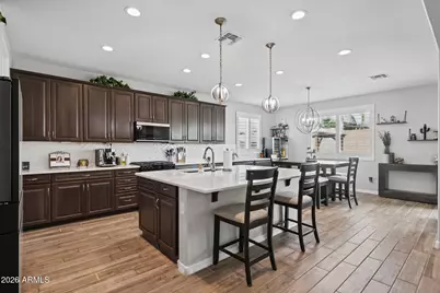 19000 W Mercer Lane, Surprise, AZ 85388 - Photo 10