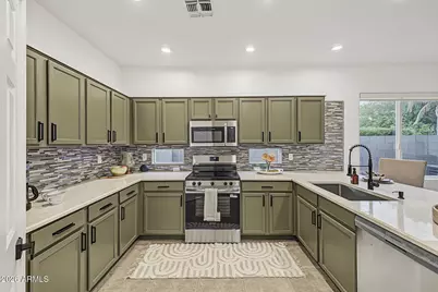 15843 N 164th Lane, Surprise, AZ 85388 - Photo 6