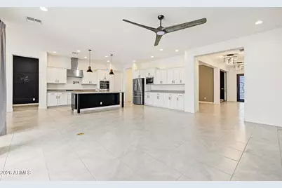 18226 W Meadowbrook Avenue, Goodyear, AZ 85395 - Photo 22