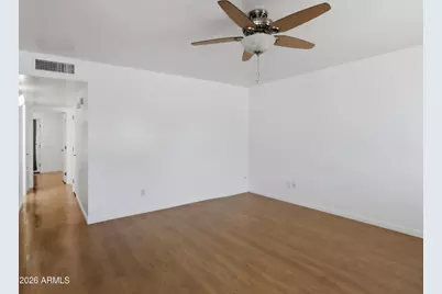 10118 N 96th Avenue #B, Peoria, AZ 85345 - Photo 4