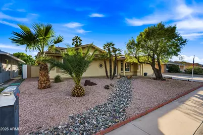 9415 W Garnette Drive, Sun City, AZ 85373 - Photo 2