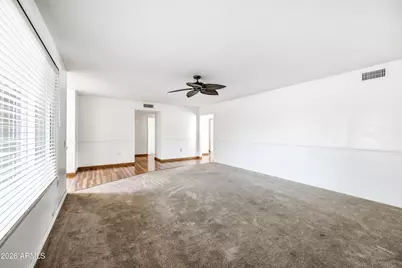 9415 W Garnette Drive, Sun City, AZ 85373 - Photo 12