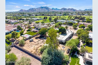 9827 N 56th Street, Paradise Valley, AZ 85253 - Photo 6