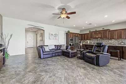 14345 S 181st Avenue, Goodyear, AZ 85338 - Photo 6