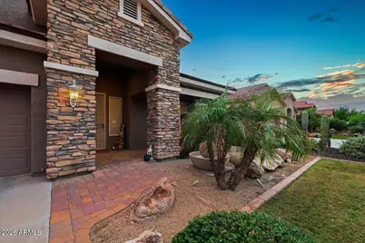 9769 W Bent Tree Drive, Peoria, AZ 85383 - Photo 6