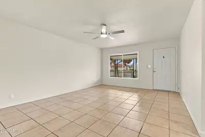 8420 N 55th Avenue, Glendale, AZ 85302 - Photo 6