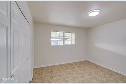 2260 W Pecan Road, Phoenix, AZ 85041 - Photo 22