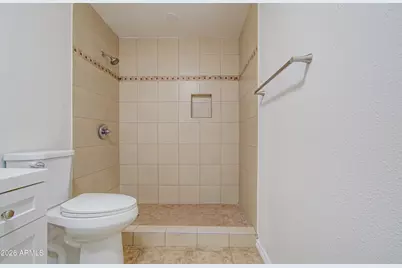 2260 W Pecan Road, Phoenix, AZ 85041 - Photo 26