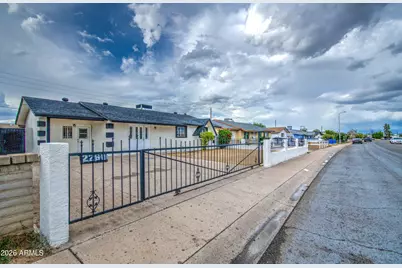 2260 W Pecan Road, Phoenix, AZ 85041 - Photo 4