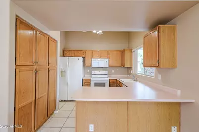 14562 W Moccasin Trail, Surprise, AZ 85374 - Photo 10