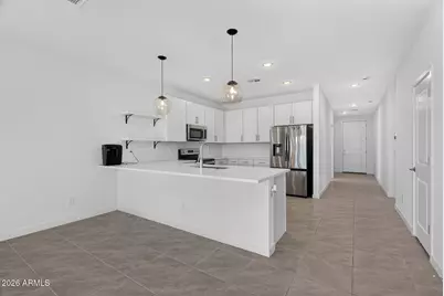 7801 N 79th Avenue, Glendale, AZ 85303 - Photo 6