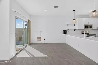 7801 N 79th Avenue, Glendale, AZ 85303 - Photo 8