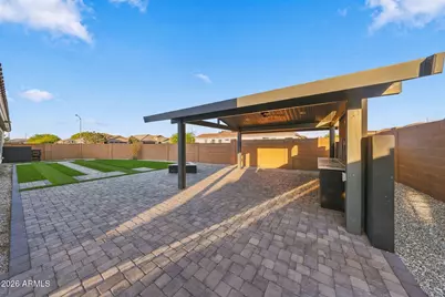 9605 W Getty Drive, Tolleson, AZ 85353 - Photo 10