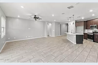 9605 W Getty Drive, Tolleson, AZ 85353 - Photo 6