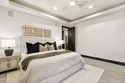 310 N Portland Avenue, Gilbert, AZ 85234 - Photo 32