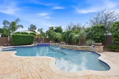 310 N Portland Avenue, Gilbert, AZ 85234 - Photo 6