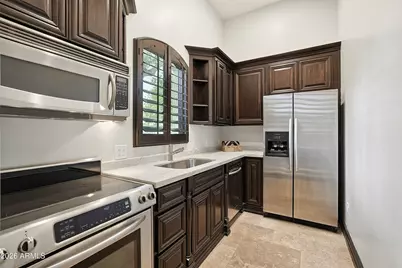 310 N Portland Avenue, Gilbert, AZ 85234 - Photo 40