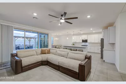 4811 W Hunter Trail, San Tan Valley, AZ 85144 - Photo 8
