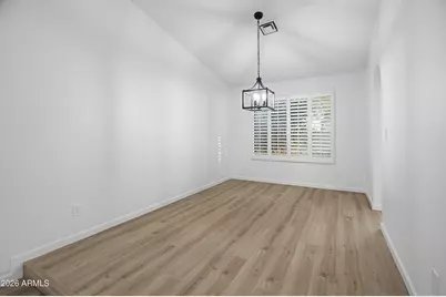 7825 W Surrey Avenue, Peoria, AZ 85381 - Photo 8
