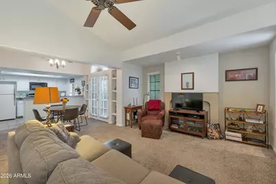 1333 E Morten Avenue #213, Phoenix, AZ 85020 - Photo 4