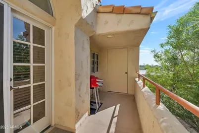 1333 E Morten Avenue #213, Phoenix, AZ 85020 - Photo 8