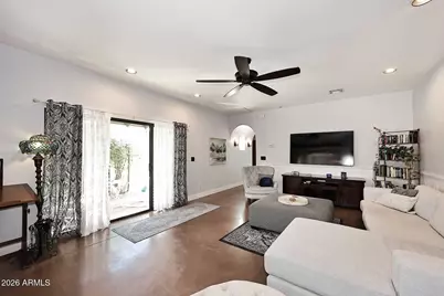 113 W Washington Avenue, Gilbert, AZ 85233 - Photo 6