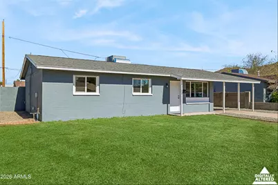 2132 W Laurel Lane, Phoenix, AZ 85029 - Photo 4