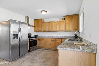 2132 W Laurel Lane, Phoenix, AZ 85029 - Photo 10