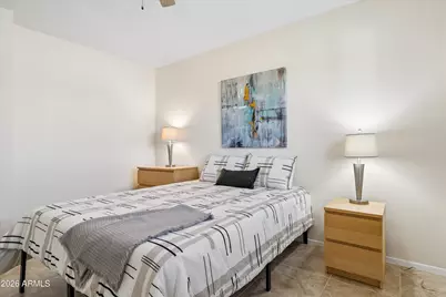 2132 W Laurel Lane, Phoenix, AZ 85029 - Photo 14