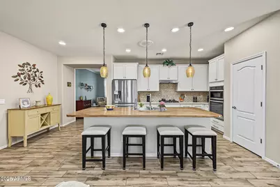 4145 W Kirkland Avenue, San Tan Valley, AZ 85144 - Photo 8