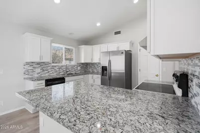 605 N Sunflower Circle, Chandler, AZ 85226 - Photo 16