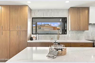 8713 E Sandalwood Drive, Scottsdale, AZ 85250 - Photo 8