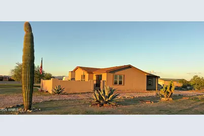 24906 W Lone Mountain Road, Morristown, AZ 85342 - Photo 2