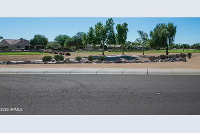 15710 W Linksview Drive, Surprise, AZ 85374 - Photo 10