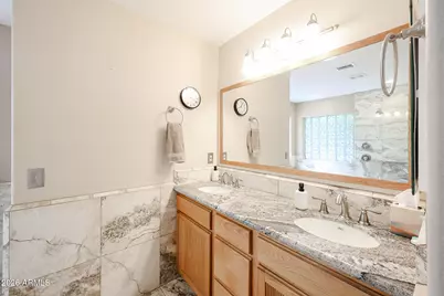 15135 N 89th Avenue, Peoria, AZ 85381 - Photo 18