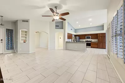 6439 W Kristal Way, Glendale, AZ 85308 - Photo 12