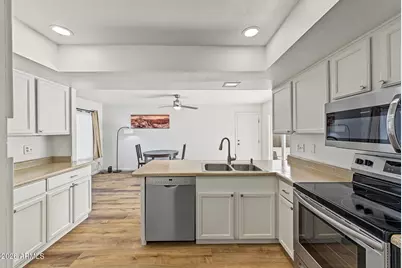 213 E Strahan Drive, Tempe, AZ 85283 - Photo 10