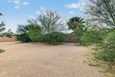 213 E Strahan Drive, Tempe, AZ 85283 - Photo 22