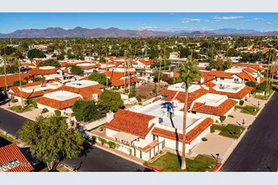 5752 N Scottsdale Road, Paradise Valley, AZ 85253 - Photo 54