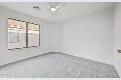 1055 E Vernoa Street, San Tan Valley, AZ 85140 - Photo 18