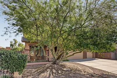 167 N 236th Avenue, Buckeye, AZ 85396 - Photo 4