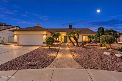 16214 N 61st Avenue, Glendale, AZ 85306 - Photo 2