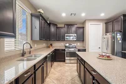 3664 E Gideon Way, Gilbert, AZ 85296 - Photo 2