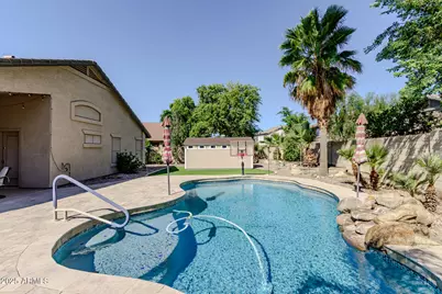 812 W Gascon Road, San Tan Valley, AZ 85143 - Photo 4
