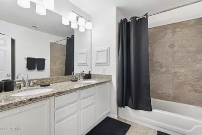 4618 E Desert Lane, Gilbert, AZ 85234 - Photo 36