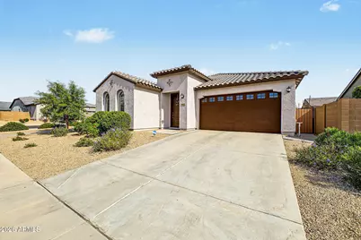9411 S 41st Lane, Laveen, AZ 85339 - Photo 2