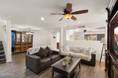 1940 E Aire Libre Avenue, Phoenix, AZ 85022 - Photo 2