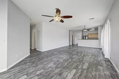 172 E Dry Creek Road, San Tan Valley, AZ 85143 - Photo 10