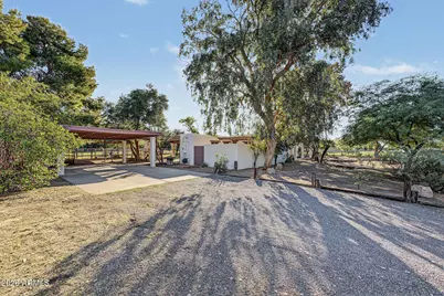 6445 W Vineyard Road, Laveen, AZ 85339 - Photo 2