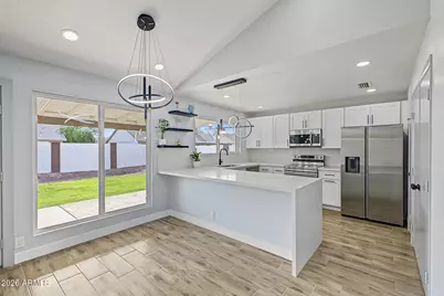 7217 W Shaw Butte Drive, Peoria, AZ 85345 - Photo 12